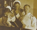 Виктор Инокентьевич Марков, в центе, в ОмКК (выпуск 1908 г).jpg