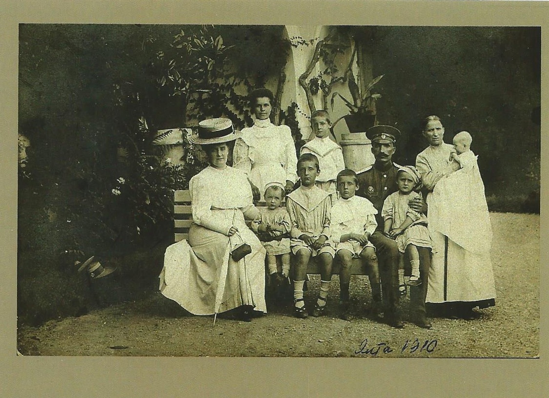 малыш н пдрмйве. анна белая город смоленск вконтакте. дети н белых. ребенок с крыльями ангела. маленькие дети.