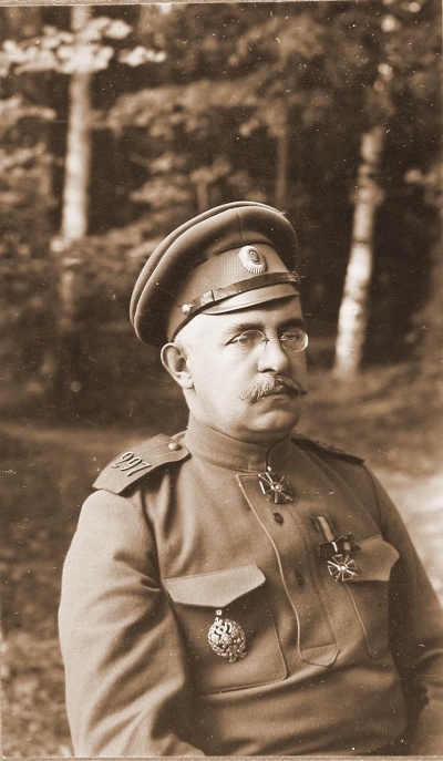 Штаб XIII-XII армии (Ковель, 1915) 03.jpg